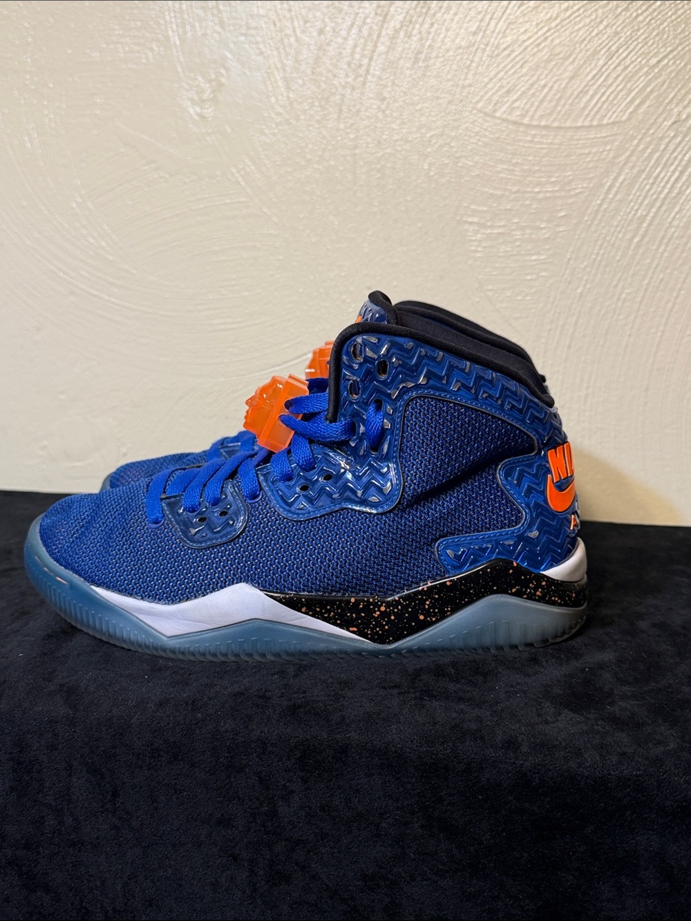 Jordan Air Spike Forty PE Game Royal. Size 7.5 Knicks Colors Blue Orange.